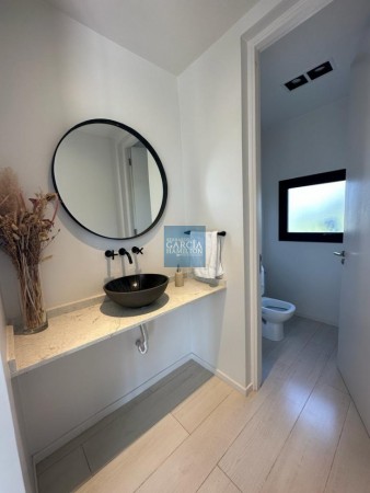 CASA PREMIUM EN VENTA